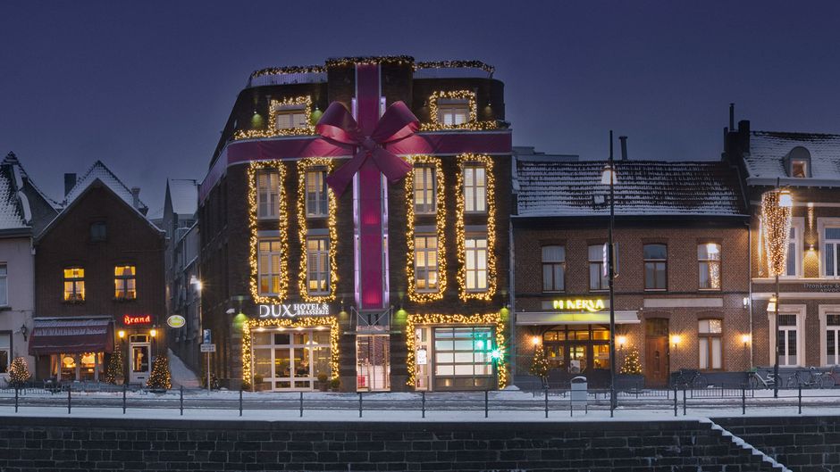 Hotel Dux Exterior