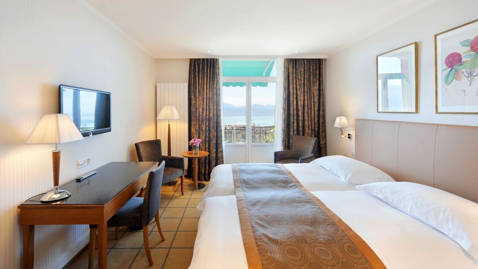Hotel de la Paix Room