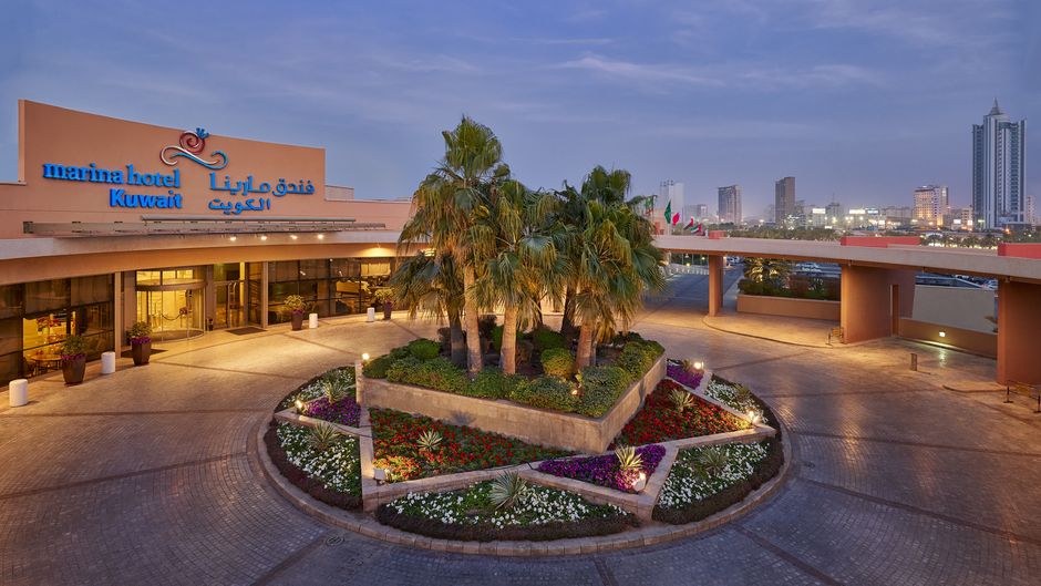 Marina Hotel Exterior