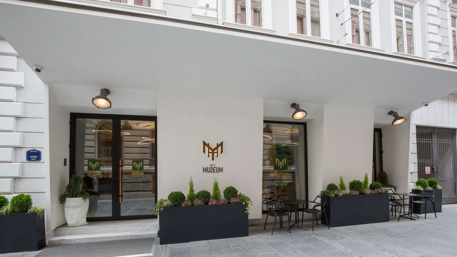 Boutique Hotel Museum Exterior
