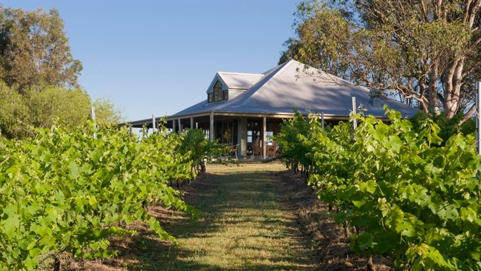 Spicers Vineyards Estate Exterior