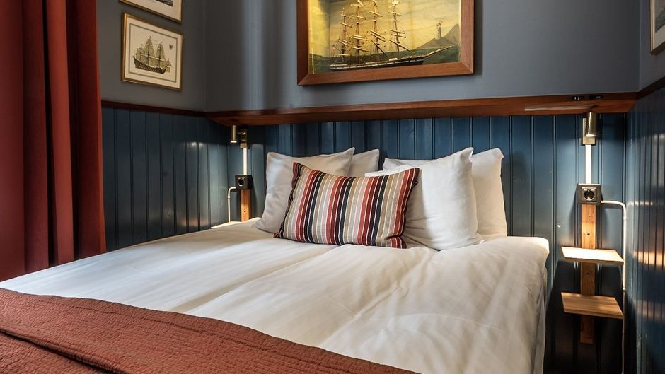 Lord Nelson Hotel Room