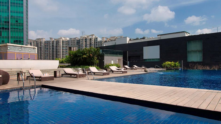 Sheraton Grand Bangalore Brigade Gateway Pool