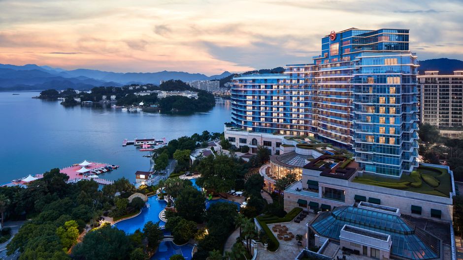 Sheraton Qiandao Lake Resort Exterior