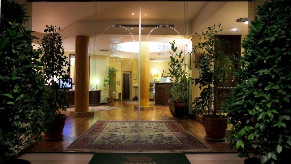 Grand Hotel Terme Exterior