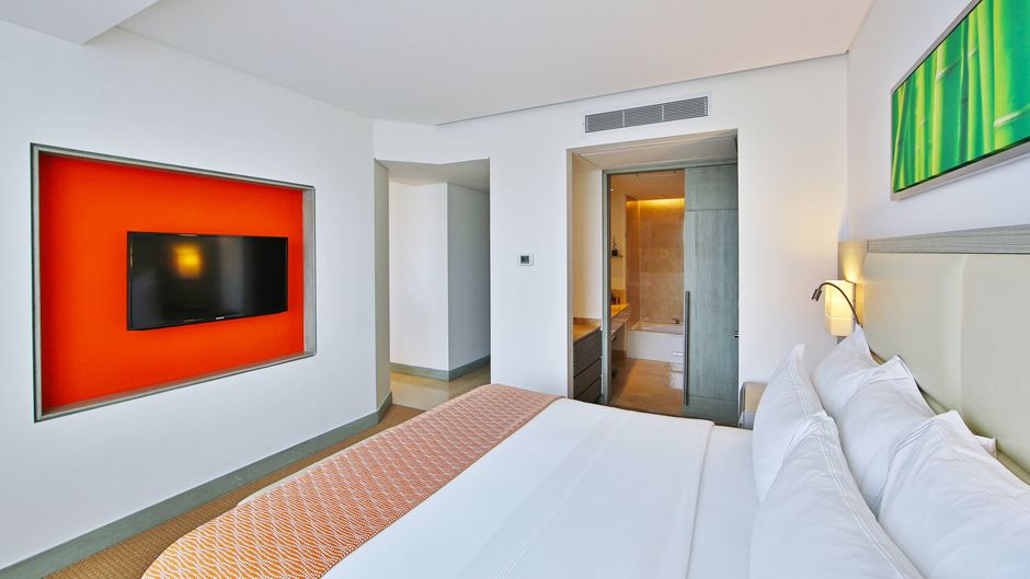 Cali Marriott Hotel Room