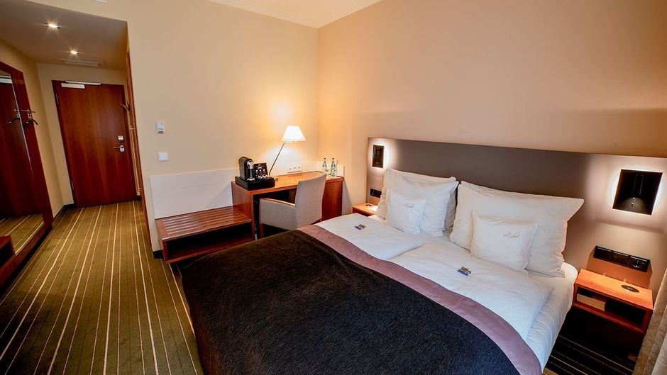 Hotel Lind Room
