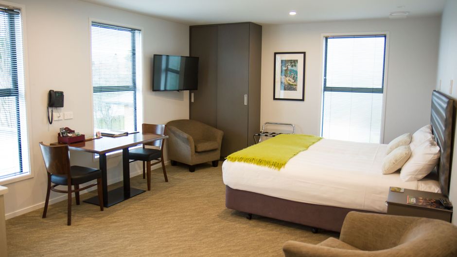 850 Cameron Motel Room