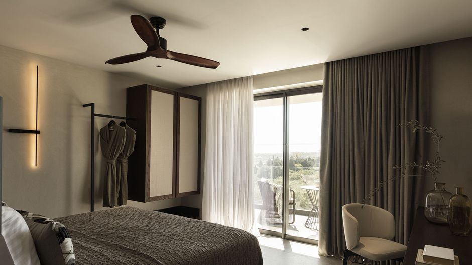 King Jason Zante Room