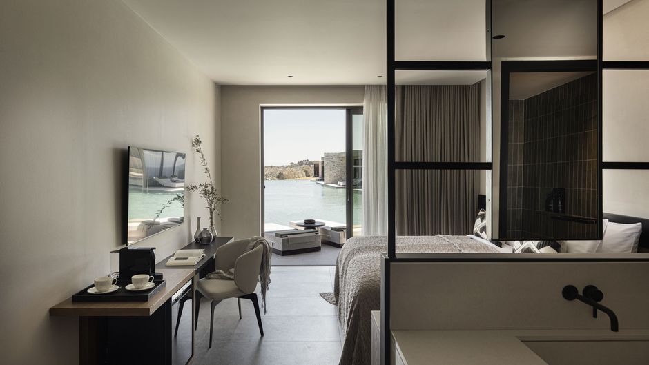 King Jason Zante Room