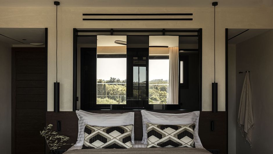 King Jason Zante Room