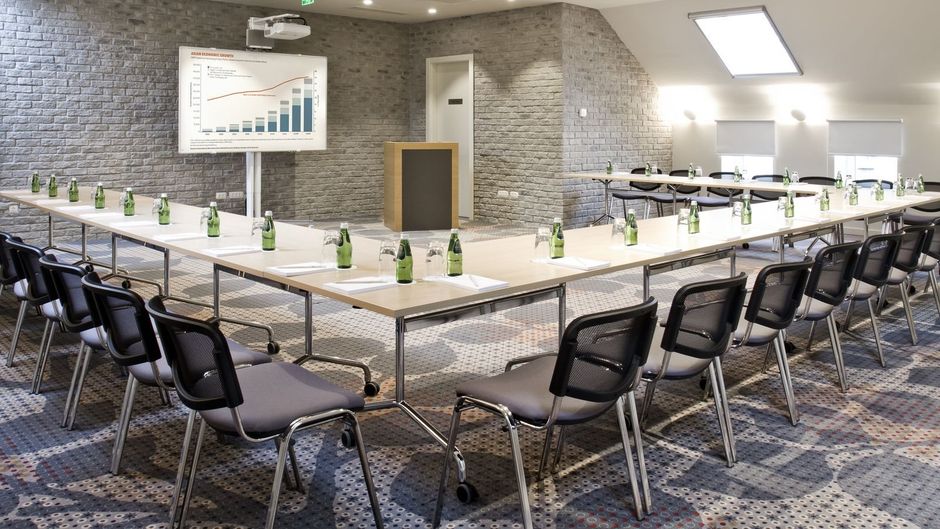 Jump Inn Hotel Belgrade Meeting