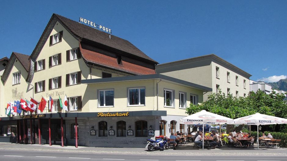 Hotel Post Exterior