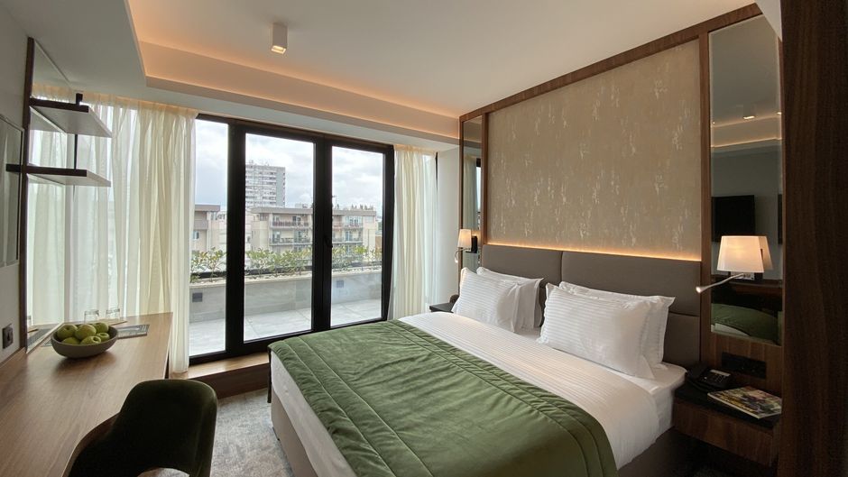 Central Point Hotel Room