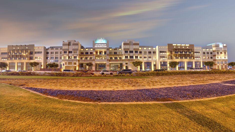 The Metropolitan Hotel Dubai Exterior