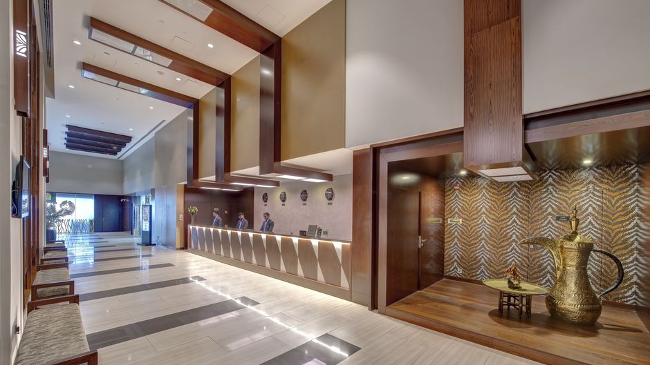 The Metropolitan Hotel Dubai Lobby