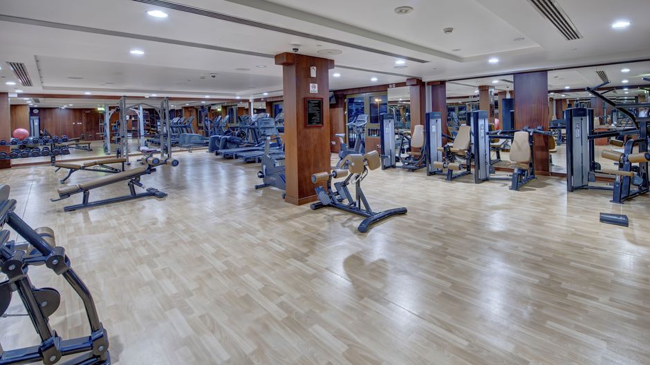 The Metropolitan Hotel Dubai Recreation
