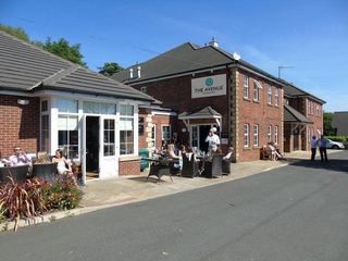The Avenue Hotel