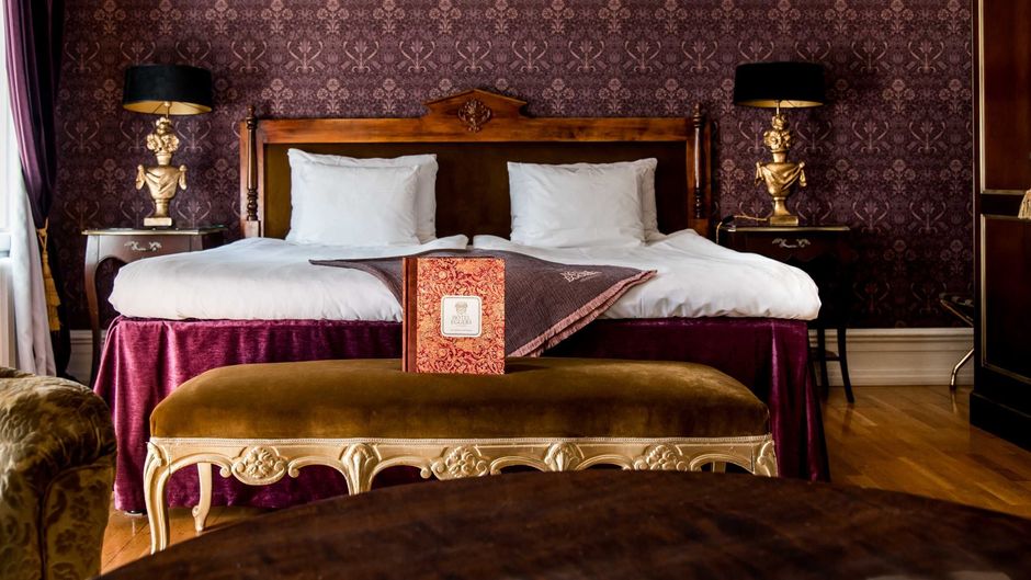 Hotel Eggers Room