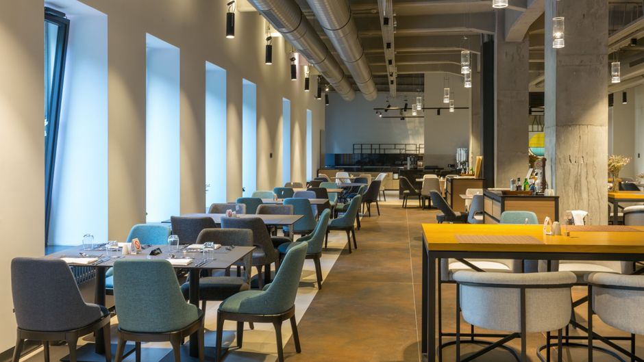 Hotel Mona Plaza Restaurant