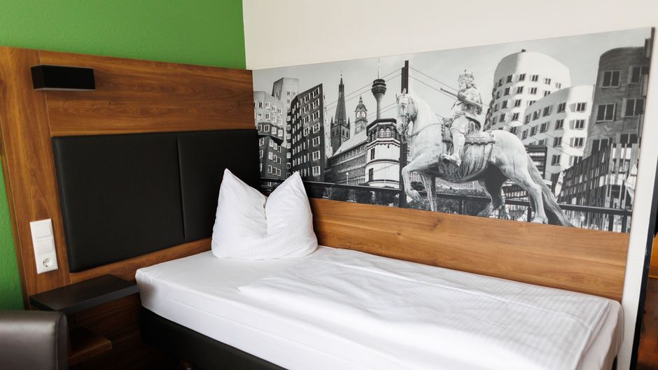 Hotel Bellevue Duesseldorf Room
