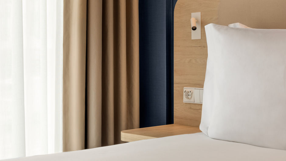 Holiday Inn Exp Porto Boavista Room
