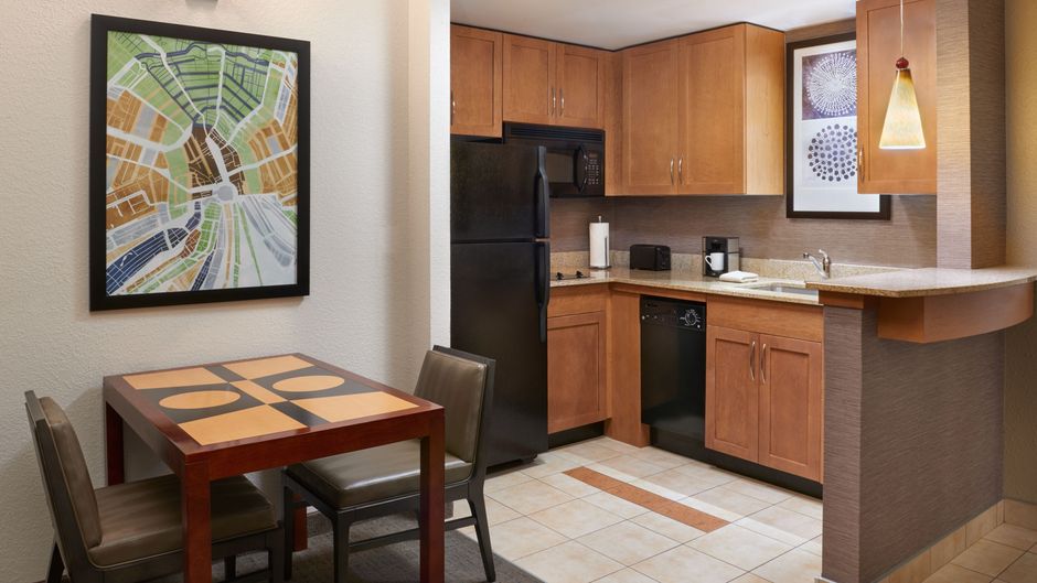 Residence Inn Kingston Water's Edge Room