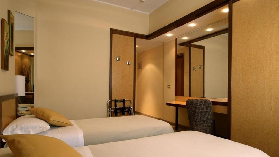 Hotel Globo Room