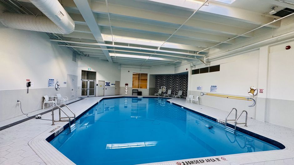 Candlewood Suites Conference Centre Pool