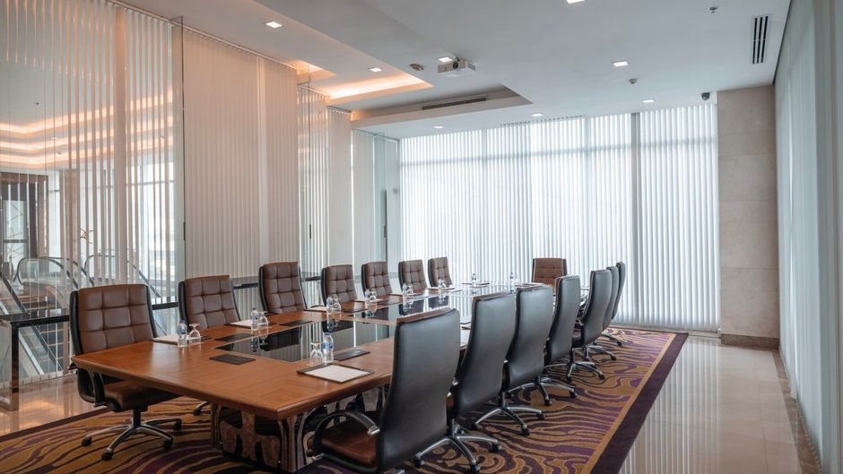 Grand FourWings Convention Hotel Meeting