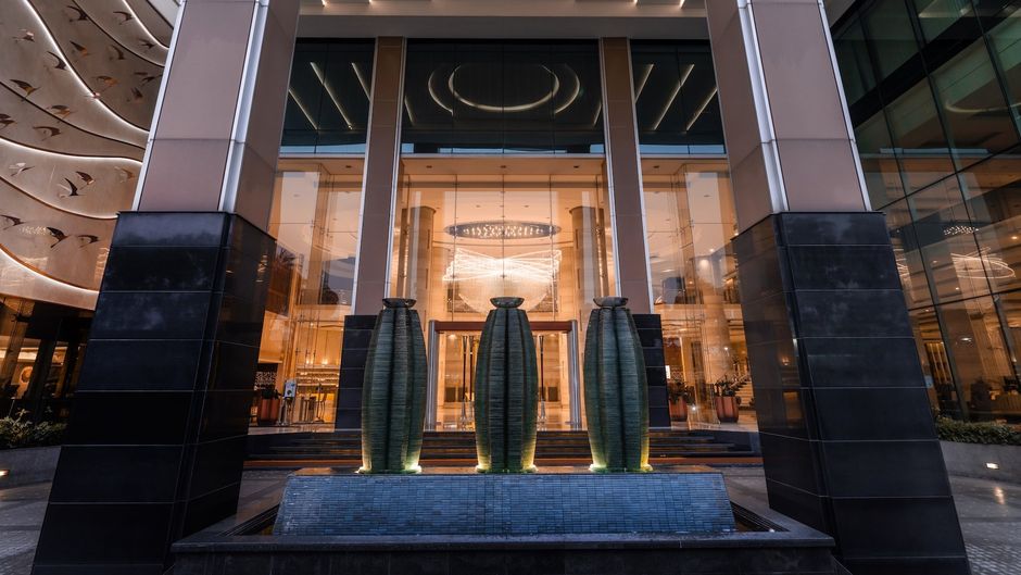 Grand FourWings Convention Hotel Exterior