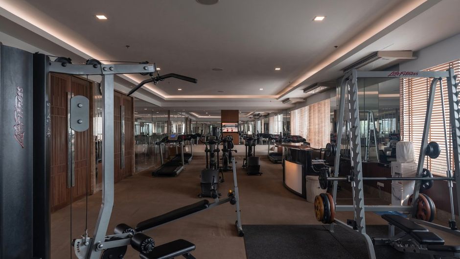 Grand FourWings Convention Hotel Health Club