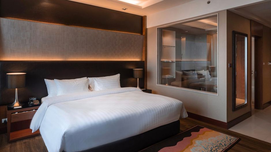 Grand FourWings Convention Hotel Room