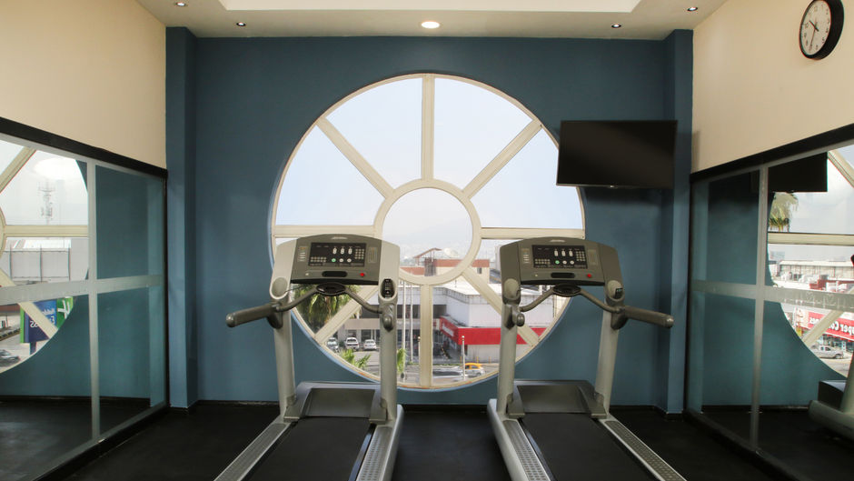 Holiday Inn Express Tecnologico Health Club