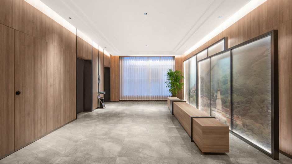 Holiday Inn Exp Xing County Lobby