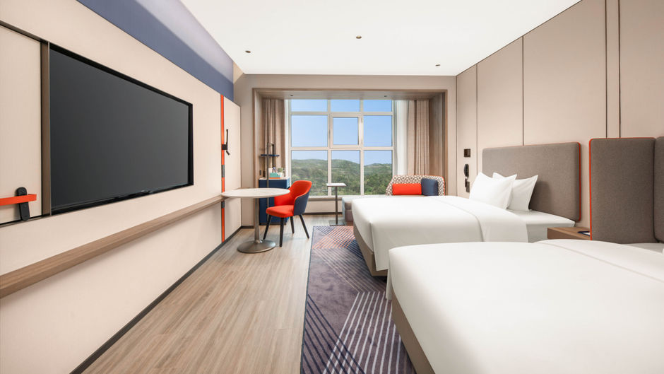 Holiday Inn Exp Xing County Room