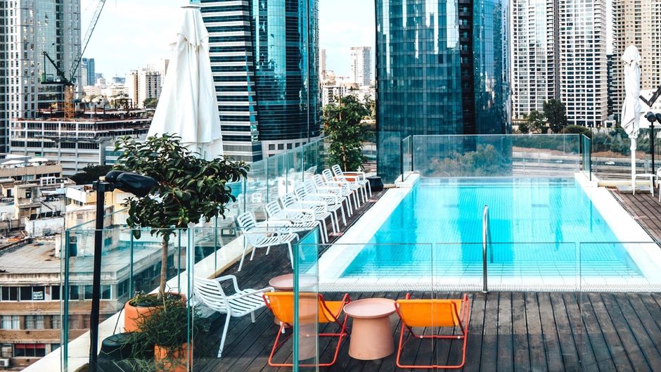 Hotel Indigo Diamond District Pool