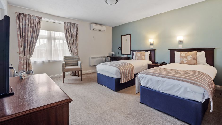 The Sleeping Bear Hotel Dorchester Room