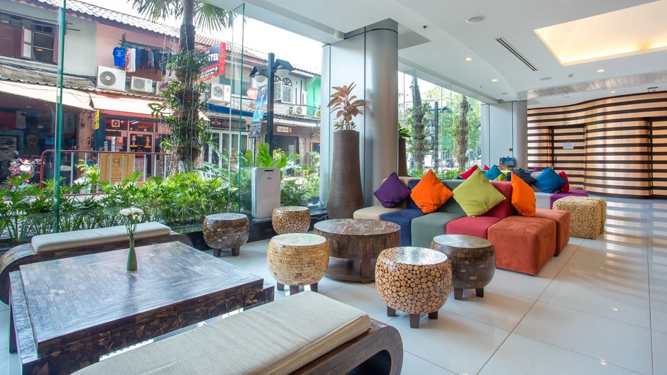 Nouvo City Hotel Lobby