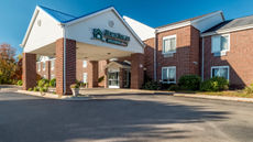 HomeTowne Studios East Lansing Okemos