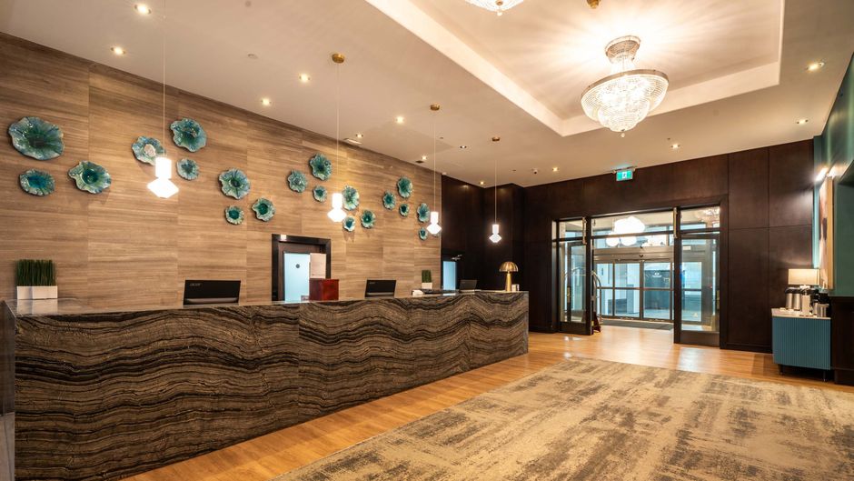 Sandman Hotel Vancouver City Centre Exterior
