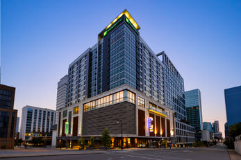Holiday Inn & Suites Nashville Downtown