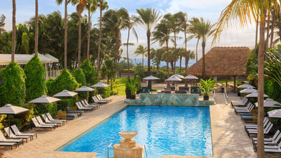 Kimpton Surfcomber Hotel