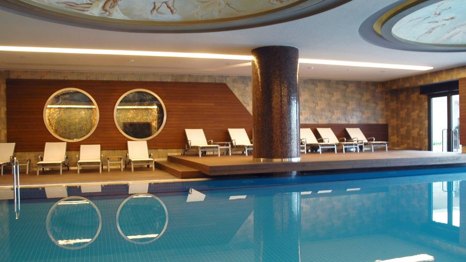 Istanbul Marriott Hotel Asia Pool