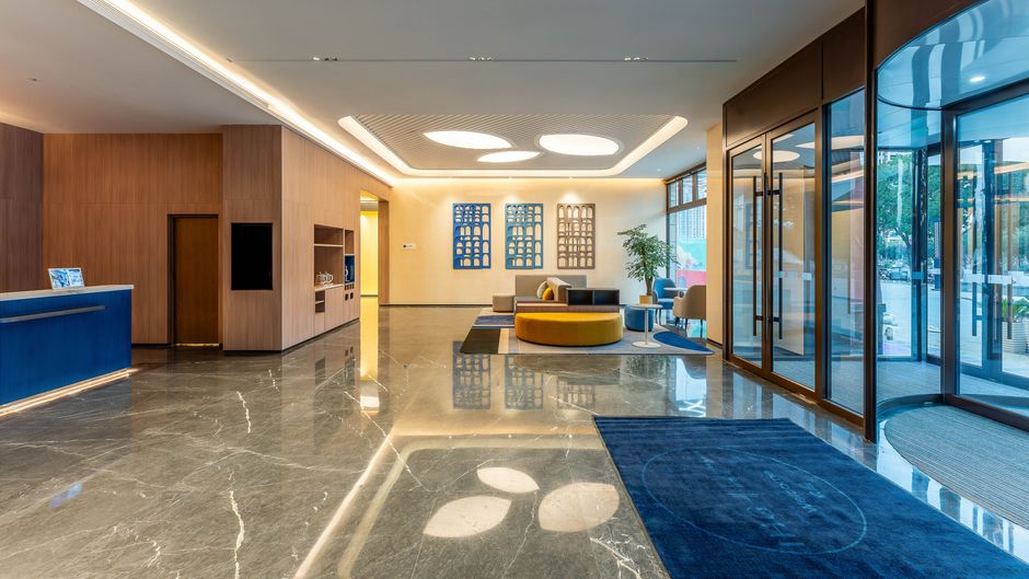 Holiday Inn Exp Longmen Exterior