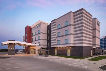 Fairfield Inn & Suites at MH Landing