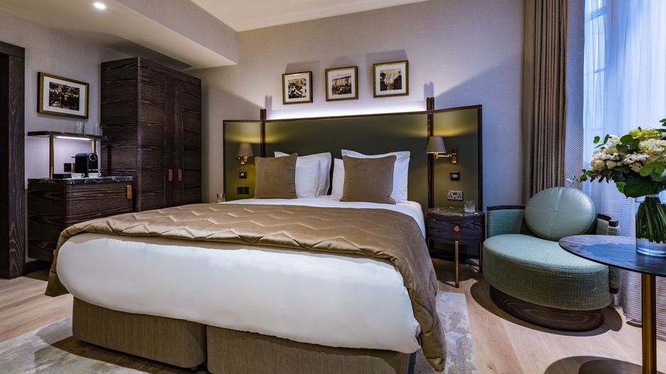 Stock Exchange Hotel Room