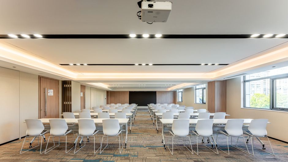 Holiday Inn Exp Longmen Meeting