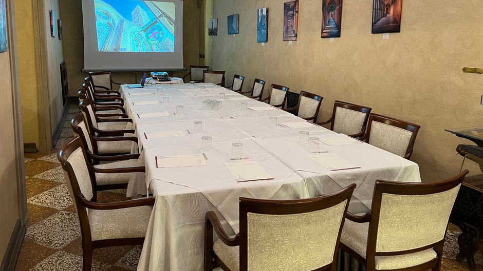 Art Hotel Commercianti Meeting