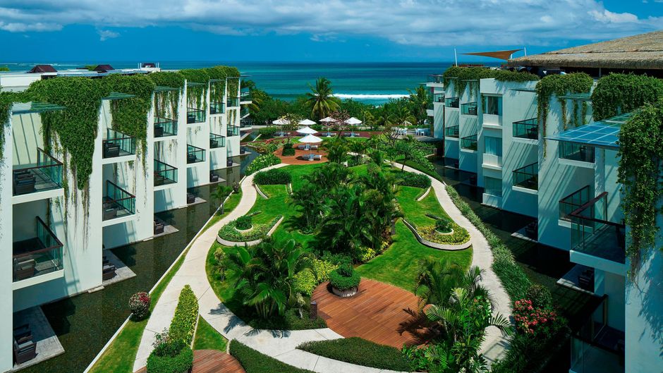 Sheraton Bali Kuta Resort Exterior